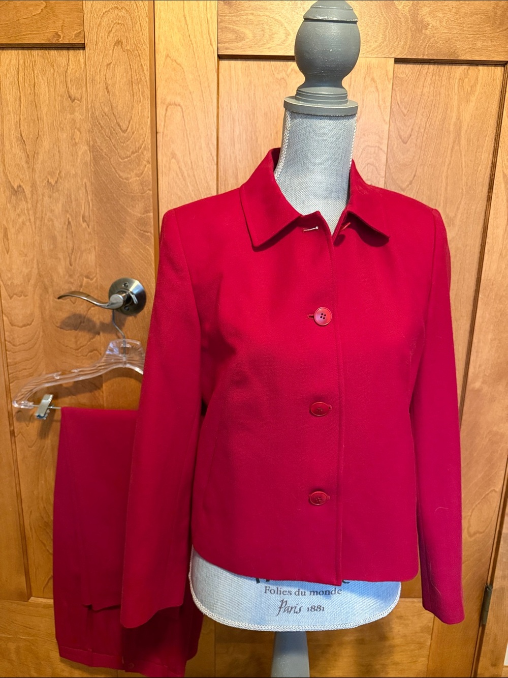 Talbots Bright Red Tailored Jacket and Pants Set Wool sz 6P jacket 8p pants